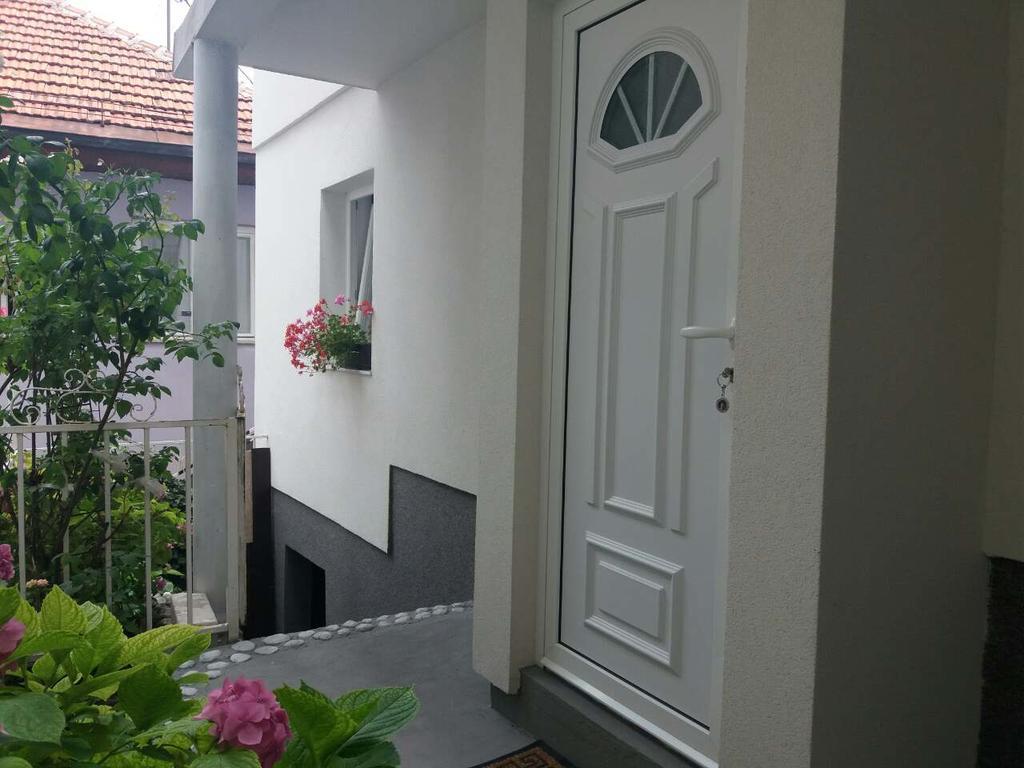 Apartman Lokum SJJ Exterior foto